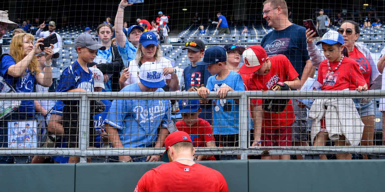 MLB has best Sunday attendance since 2008