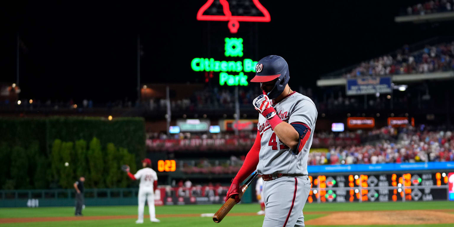 J.T. Realmuto homers in return to lineup; Michael Lorenzen