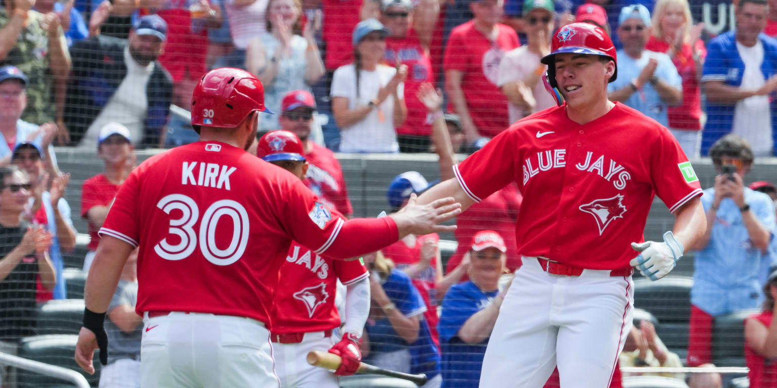 Keys turns on the ignition for 1st MLB homer -- on Canada Day!