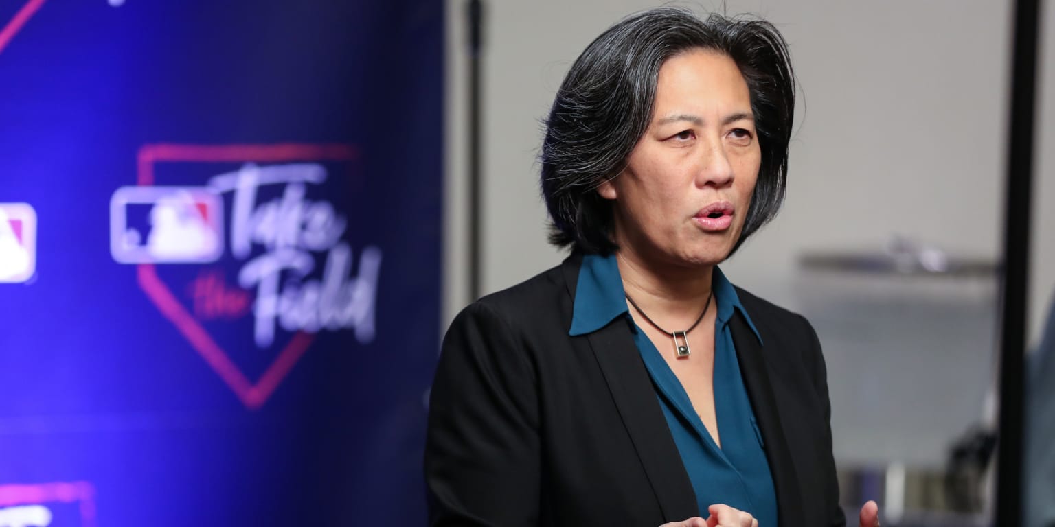 GM Ng inspires women in baseball at ’22 Take the Field event