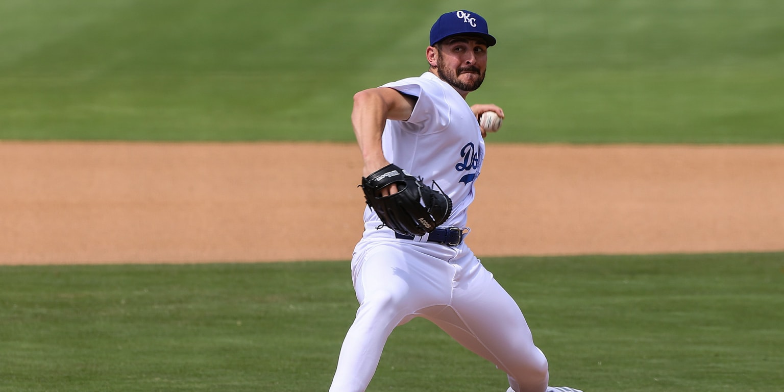 Young Dodgers reliever Kyle Hurt impresses against the Padres