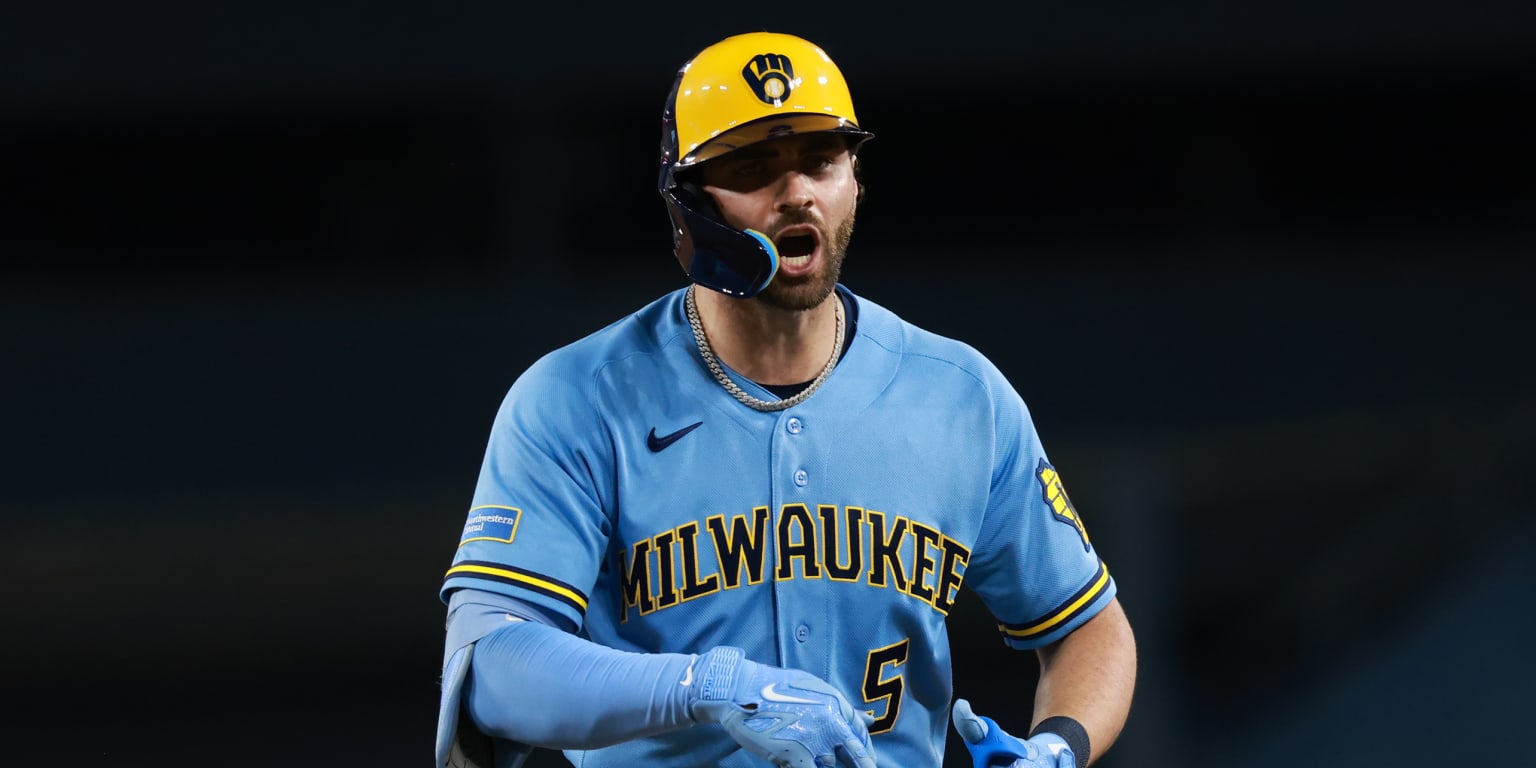 Brew Crew rallies in 9th to stun Dodgers, stay atop NL 