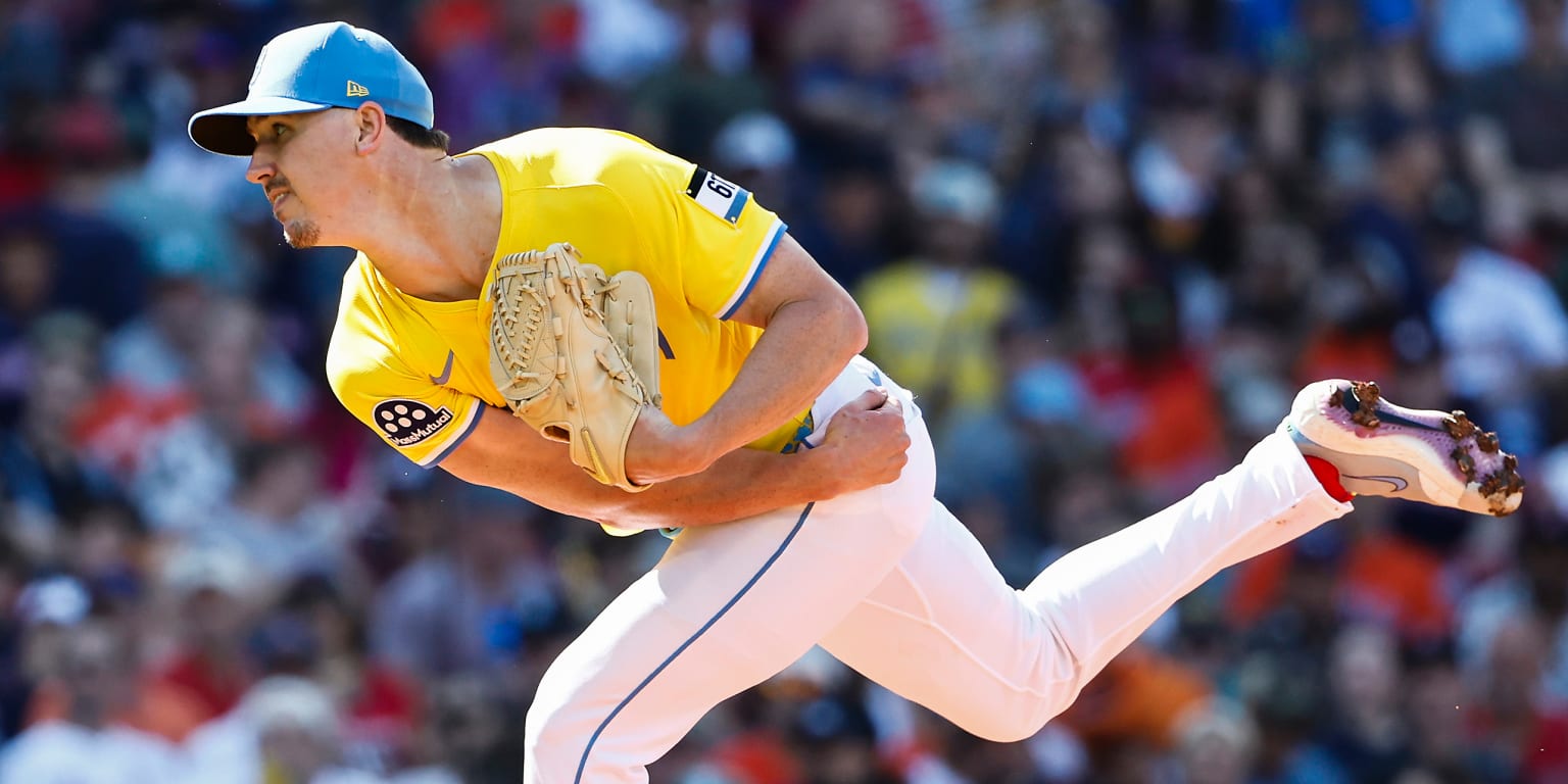 Padres add more rotation depth, agree with Buehler on Minors deal (source)
