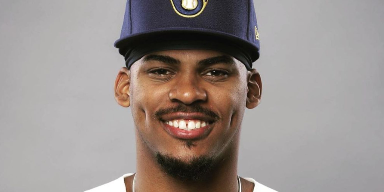 Ernesto Martinez Jr. a nonroster invitee to Brewers' 2025 Spring Training