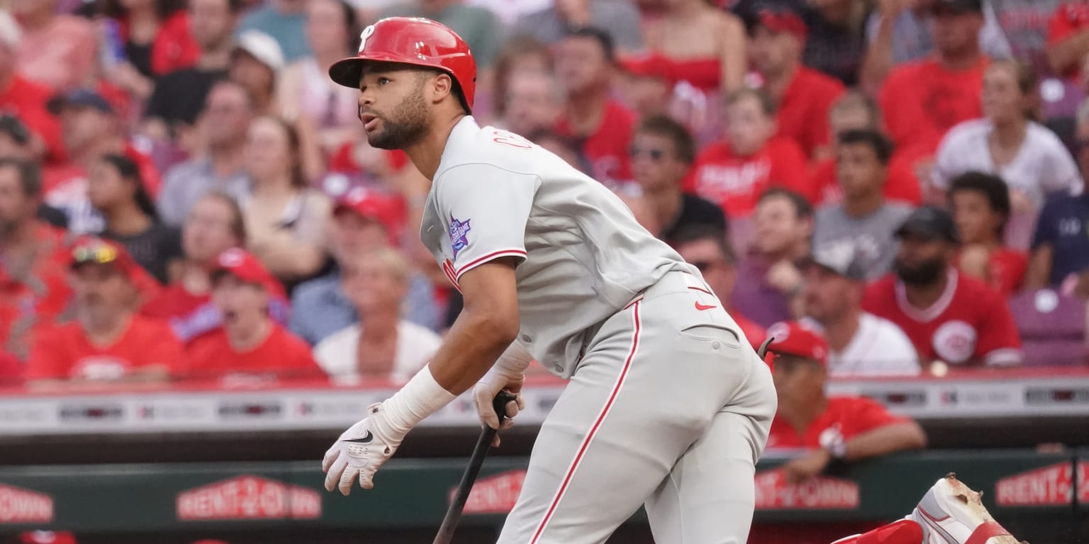 Crawford's Late Scratch Opens Center Field Void for Phillies