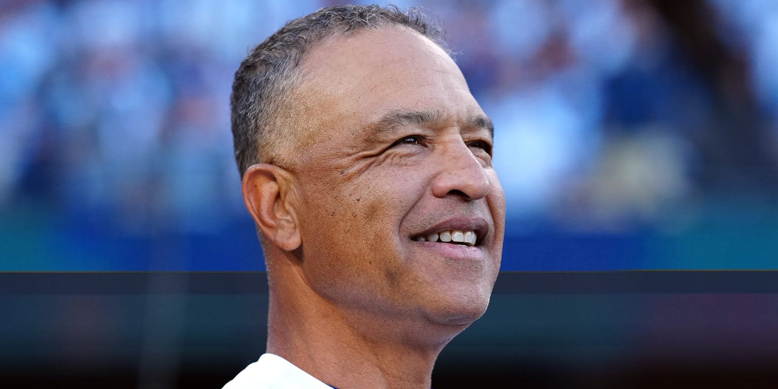  Roberts dishes on wine on 'Over the Plate'