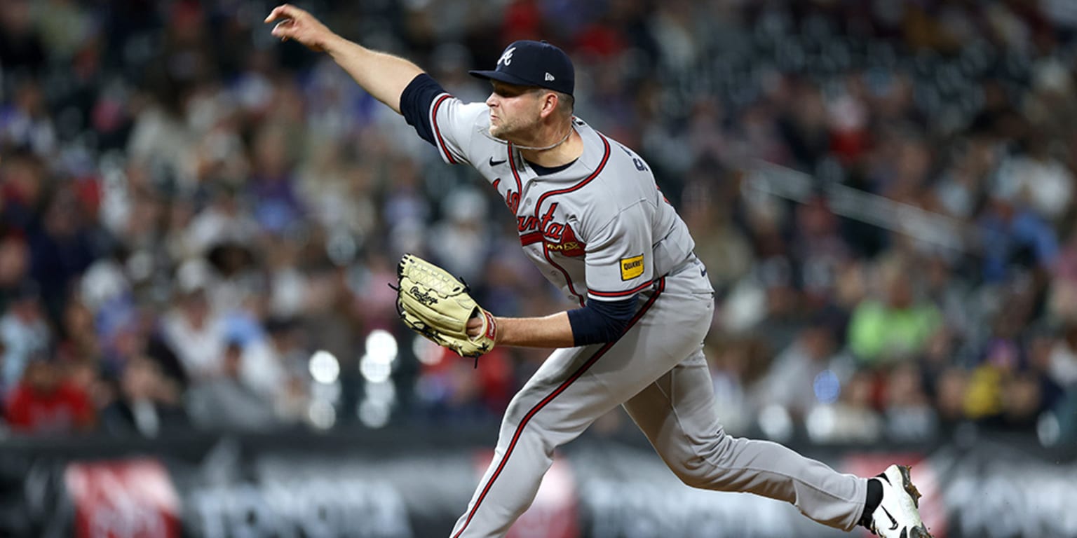 Pirates clear up catcher logjam by dealing Bart to Braves for Stratton