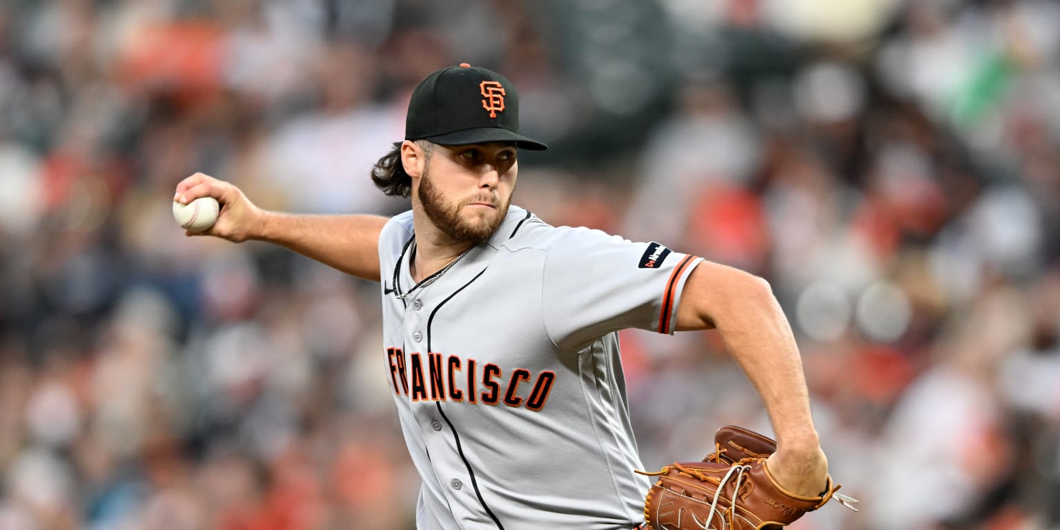 Gritty Roupp backed by bats as Giants continue road success