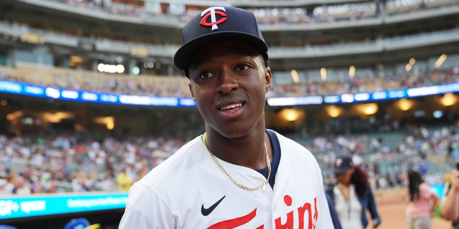 No. 3 Draft pick Vahn draws 2 walks in pro debut at Single-A