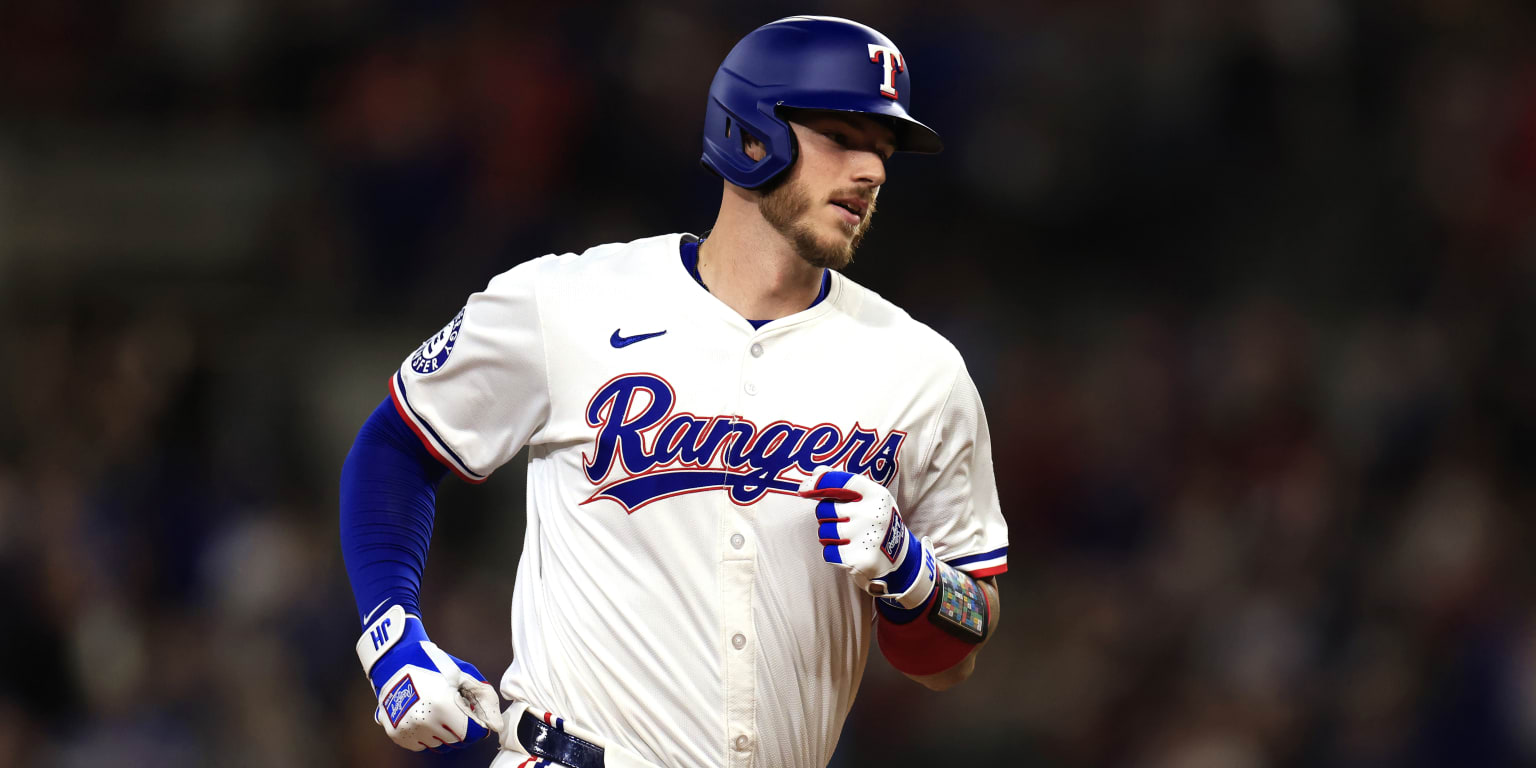 Jonah Heim focuses on mentality before 2025 Rangers' season