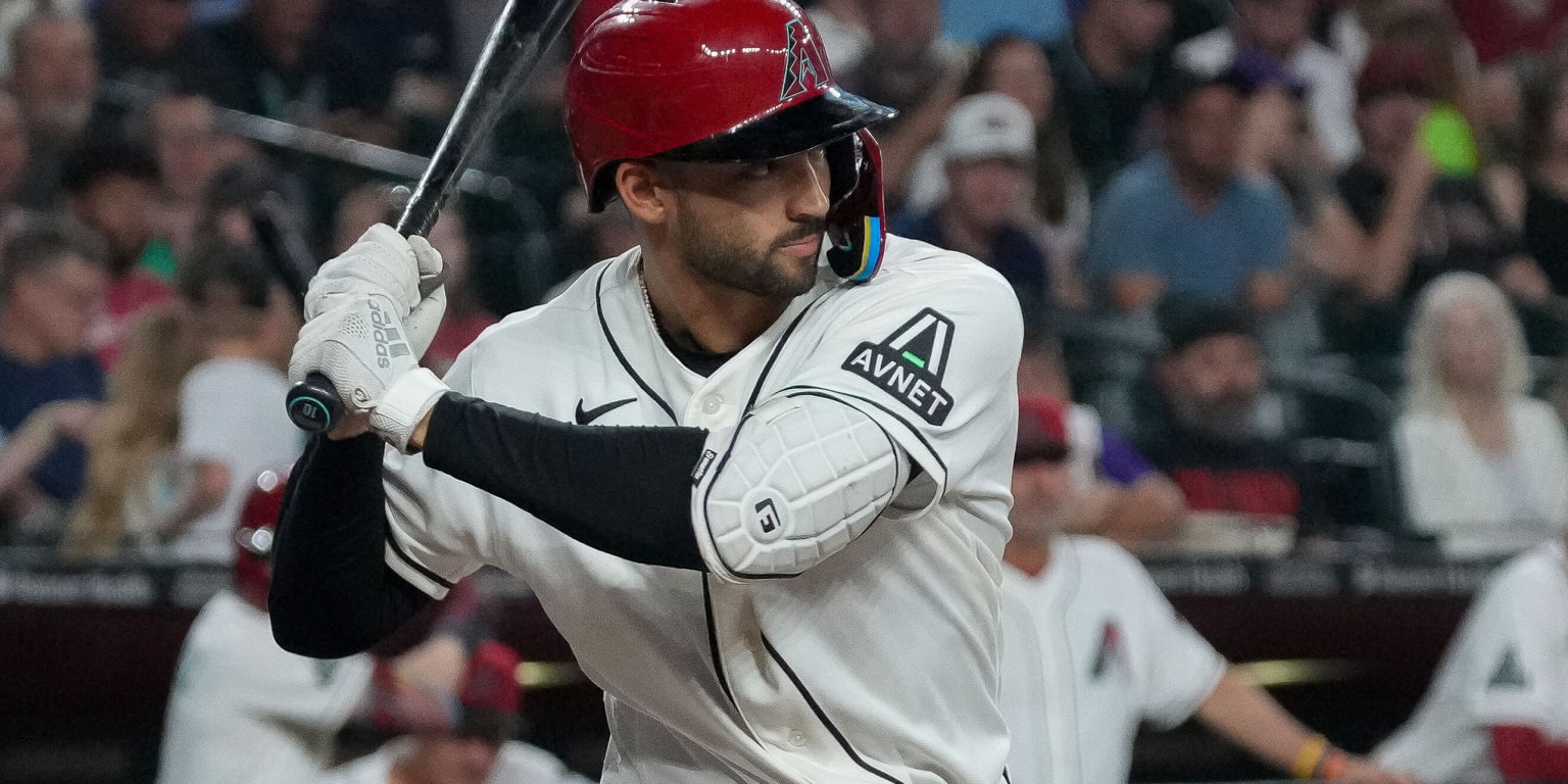 Lawlar (fractured wrist) comes off IL, returns to D-backs