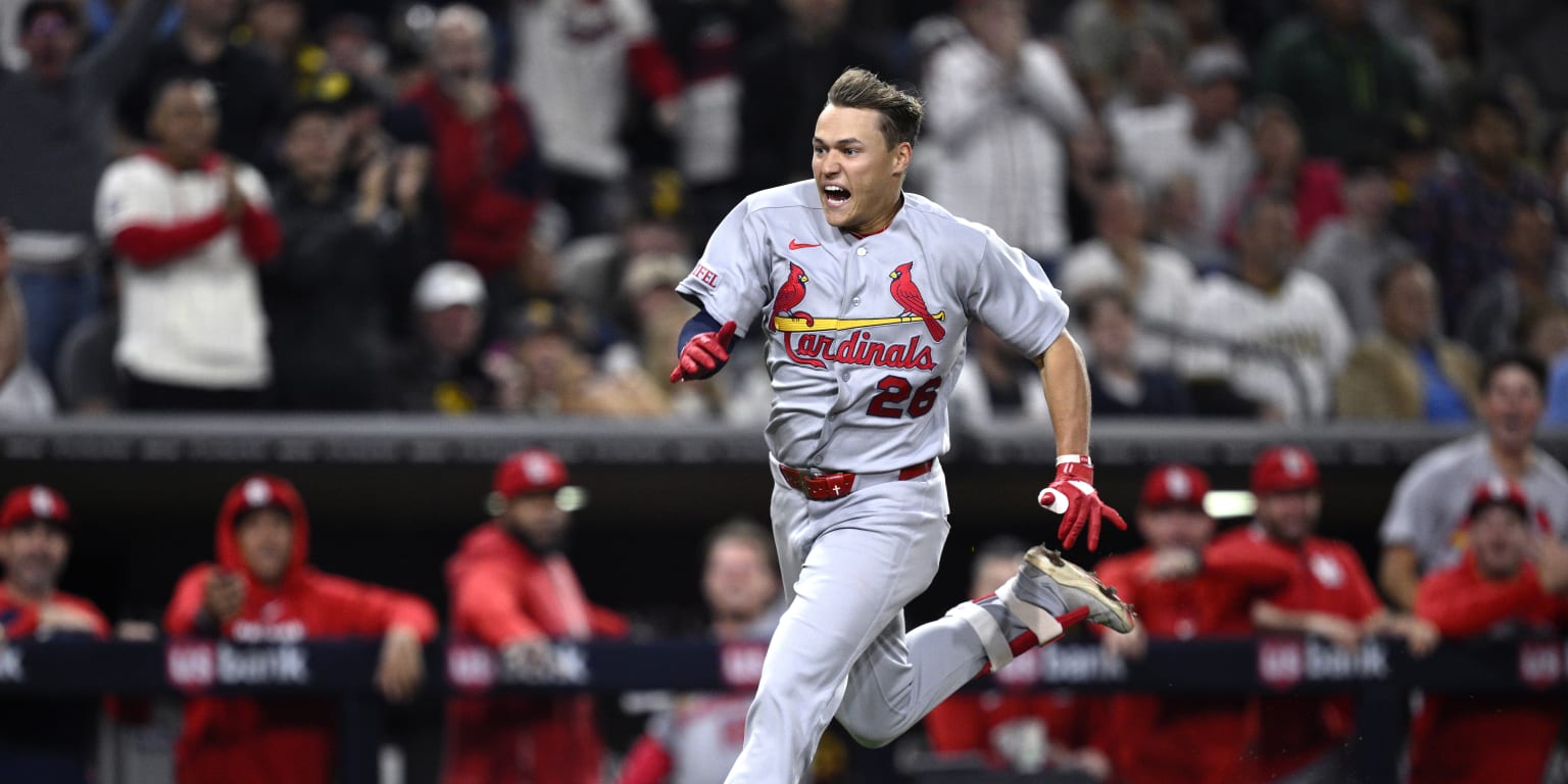 Just keep running! Wetherholt goes for round trip on Little League grand slam