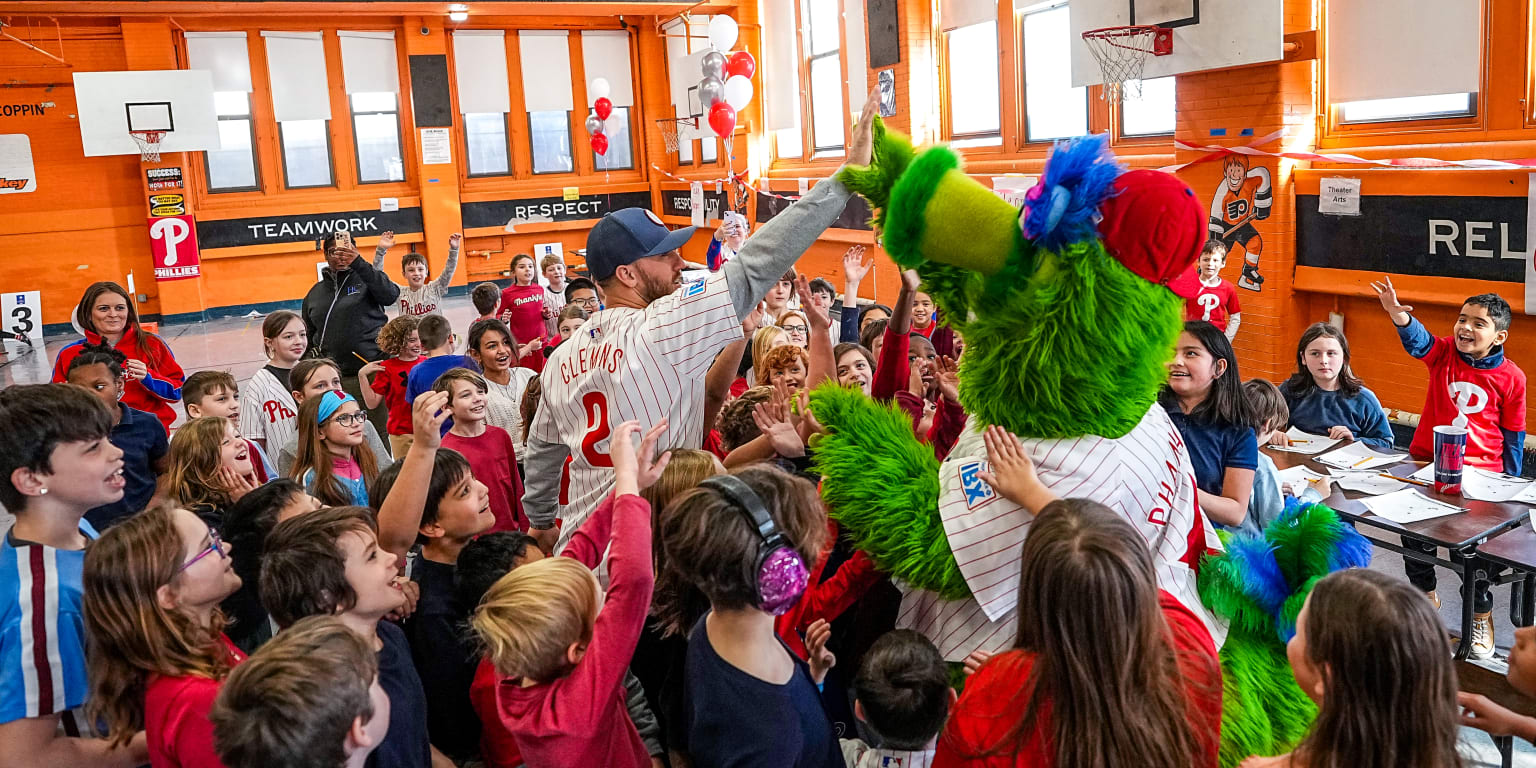 Clemens, Wilson and Phanatic visit Philly school for Science of ...