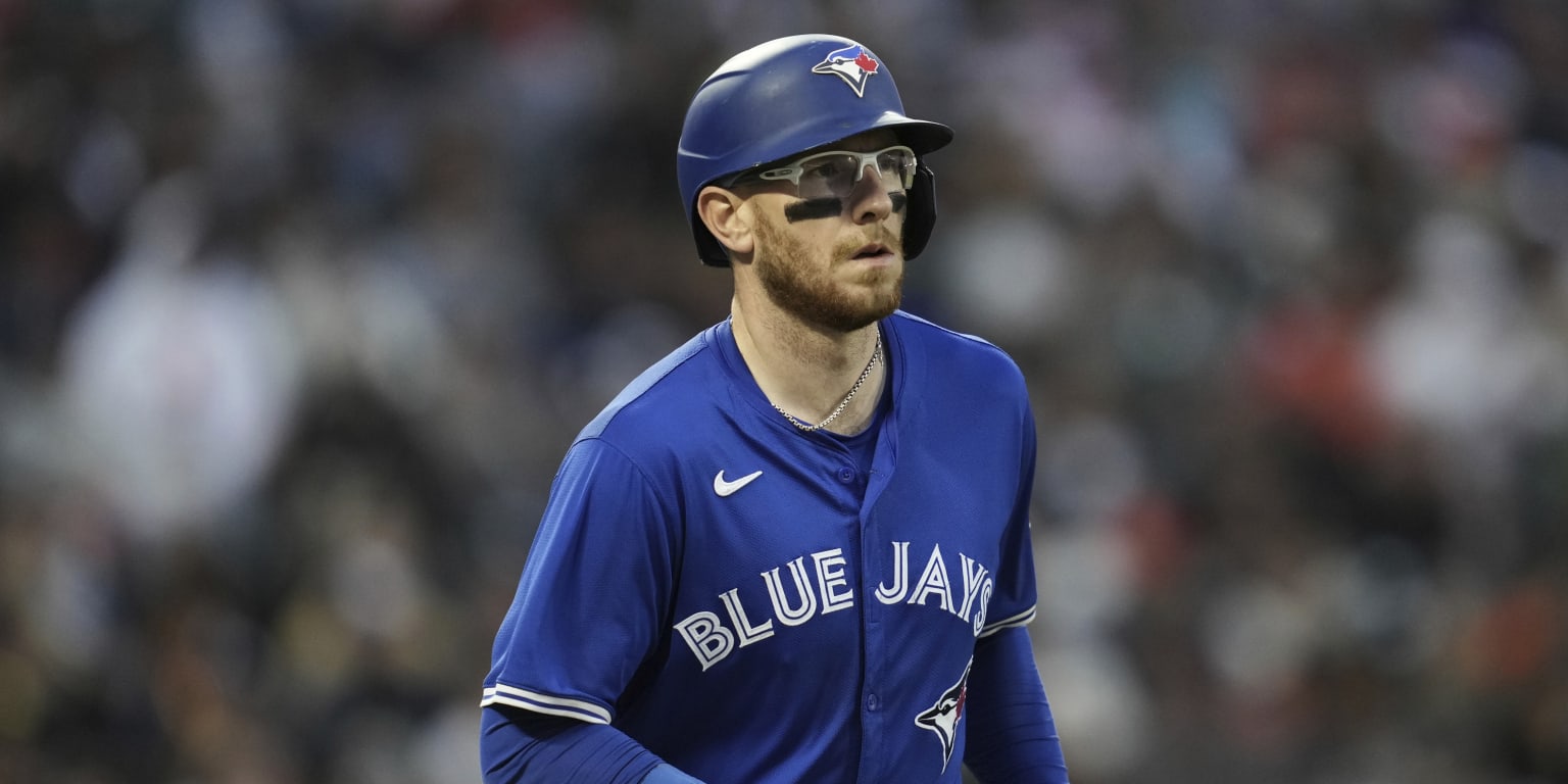 Blue Jays trade Danny Jansen for three prospects