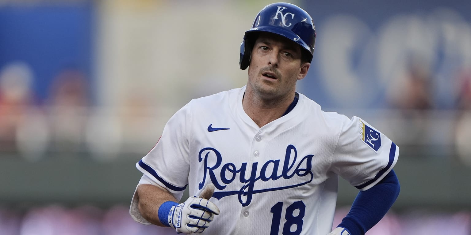 Mike Yastrzemski Homers in Royalsの勝利対レンジャーズ