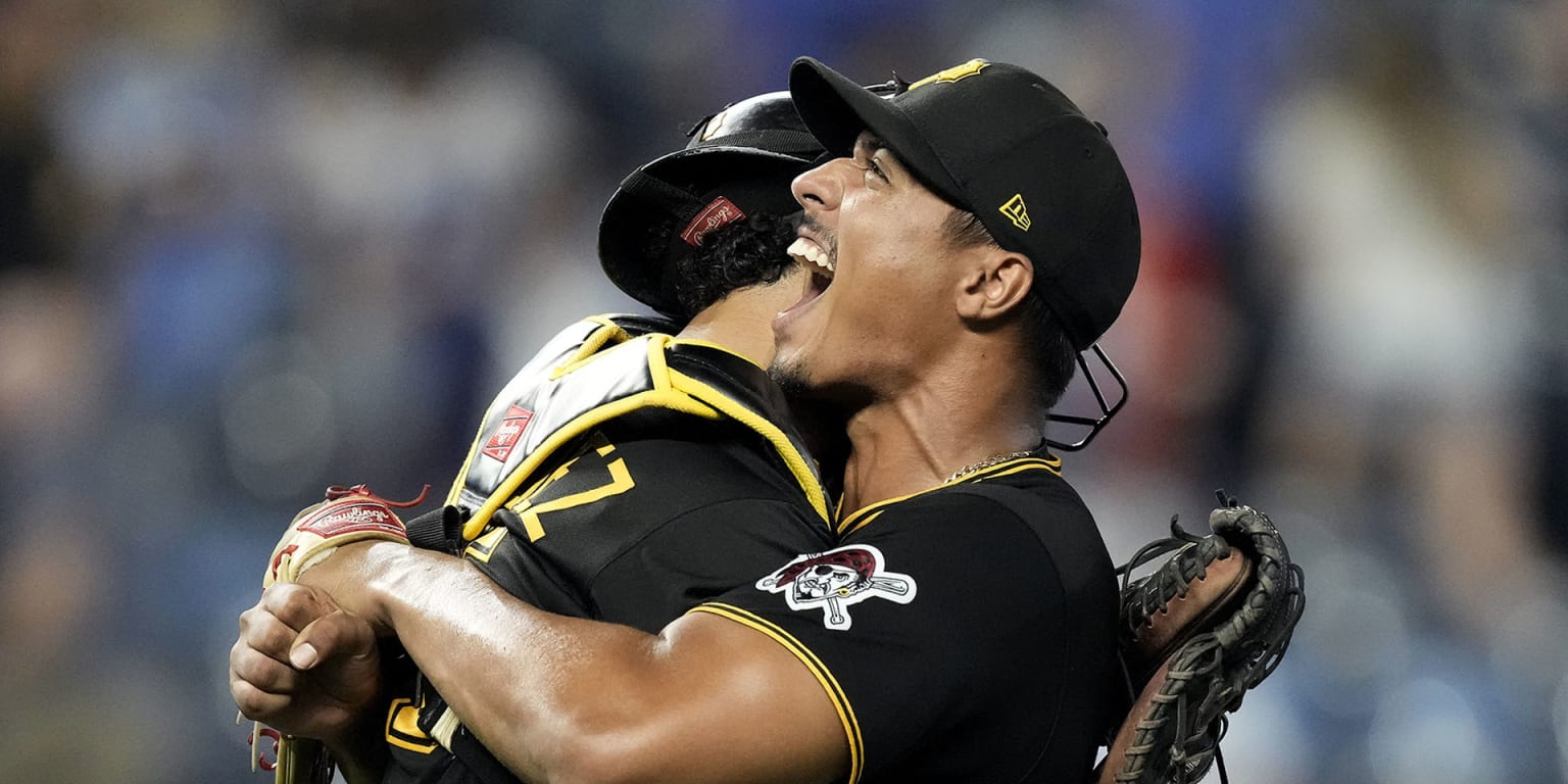 Oviedo pitches 2-hitter for first complete game, leads Pirates