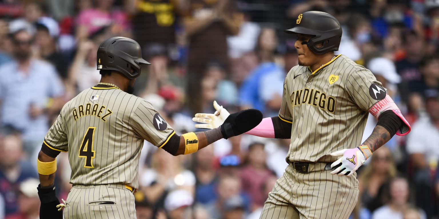 Forget weathering, Padres become the storm with 11-run statement game