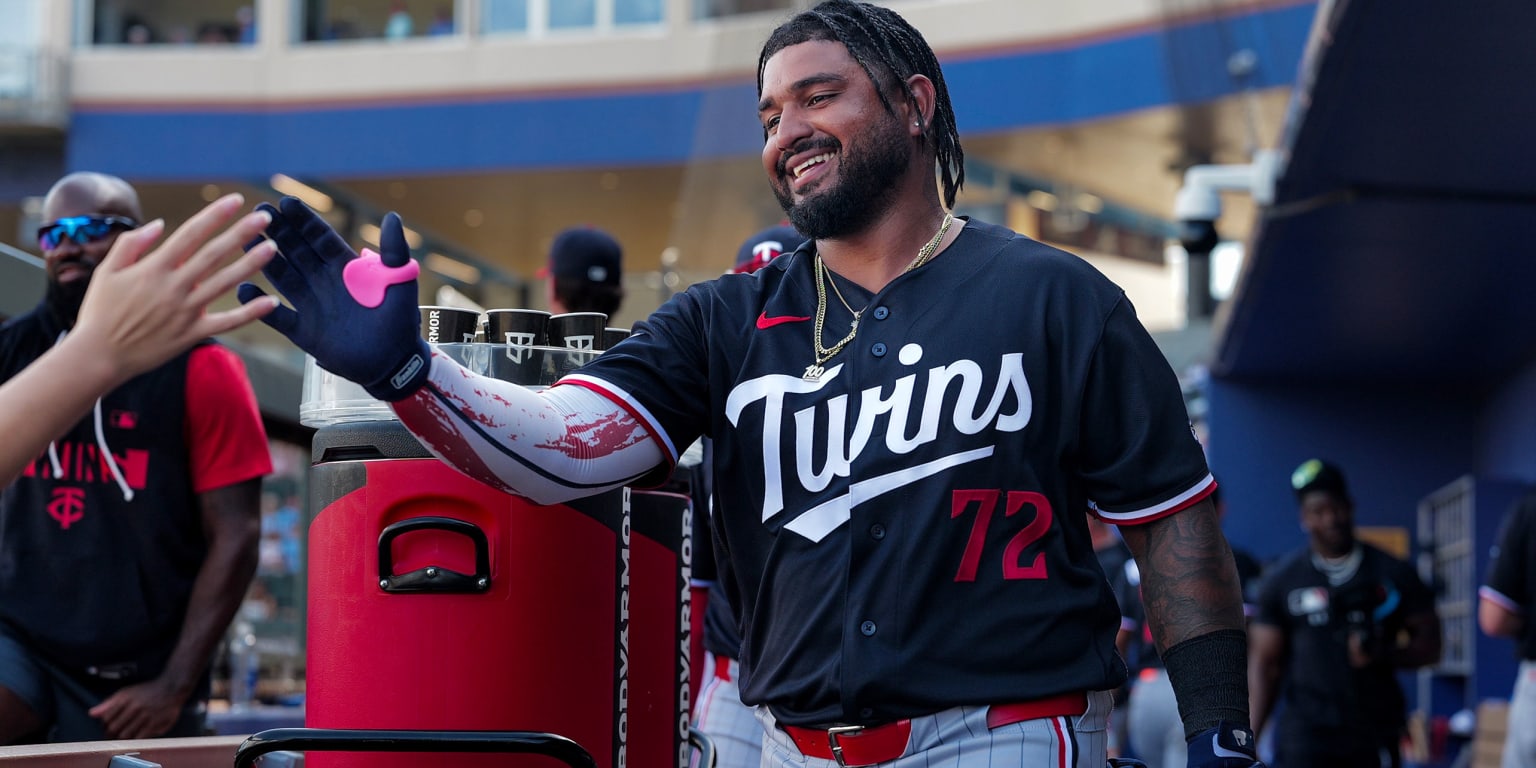 Gonzalez Arrives Cold, Hits Hot—But Fenway Debut Timing Matters More Than Form