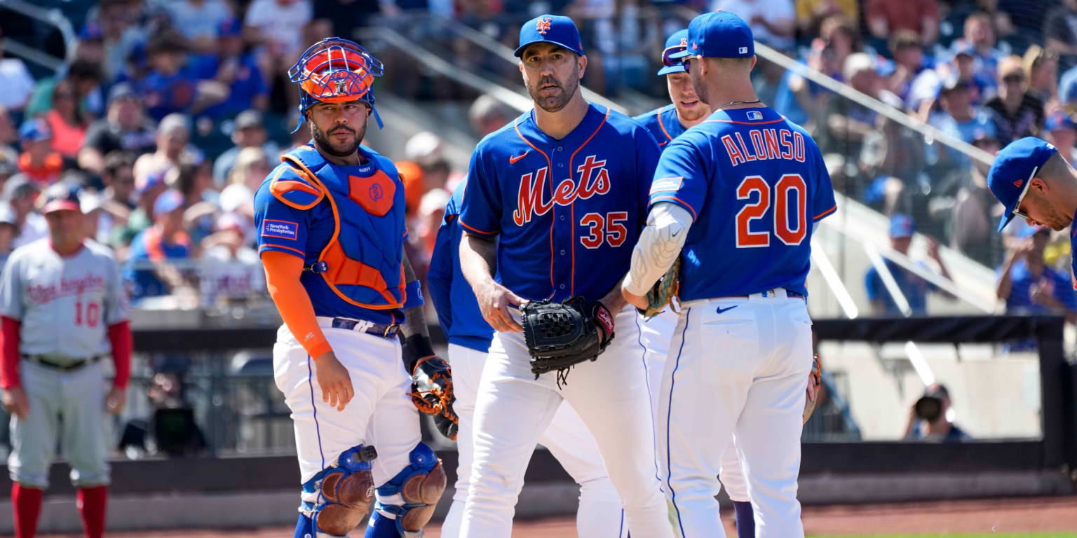 Verlander earns 250th career win as Mets beat Nationals 5-2 after dealing  Scherzer - The San Diego Union-Tribune