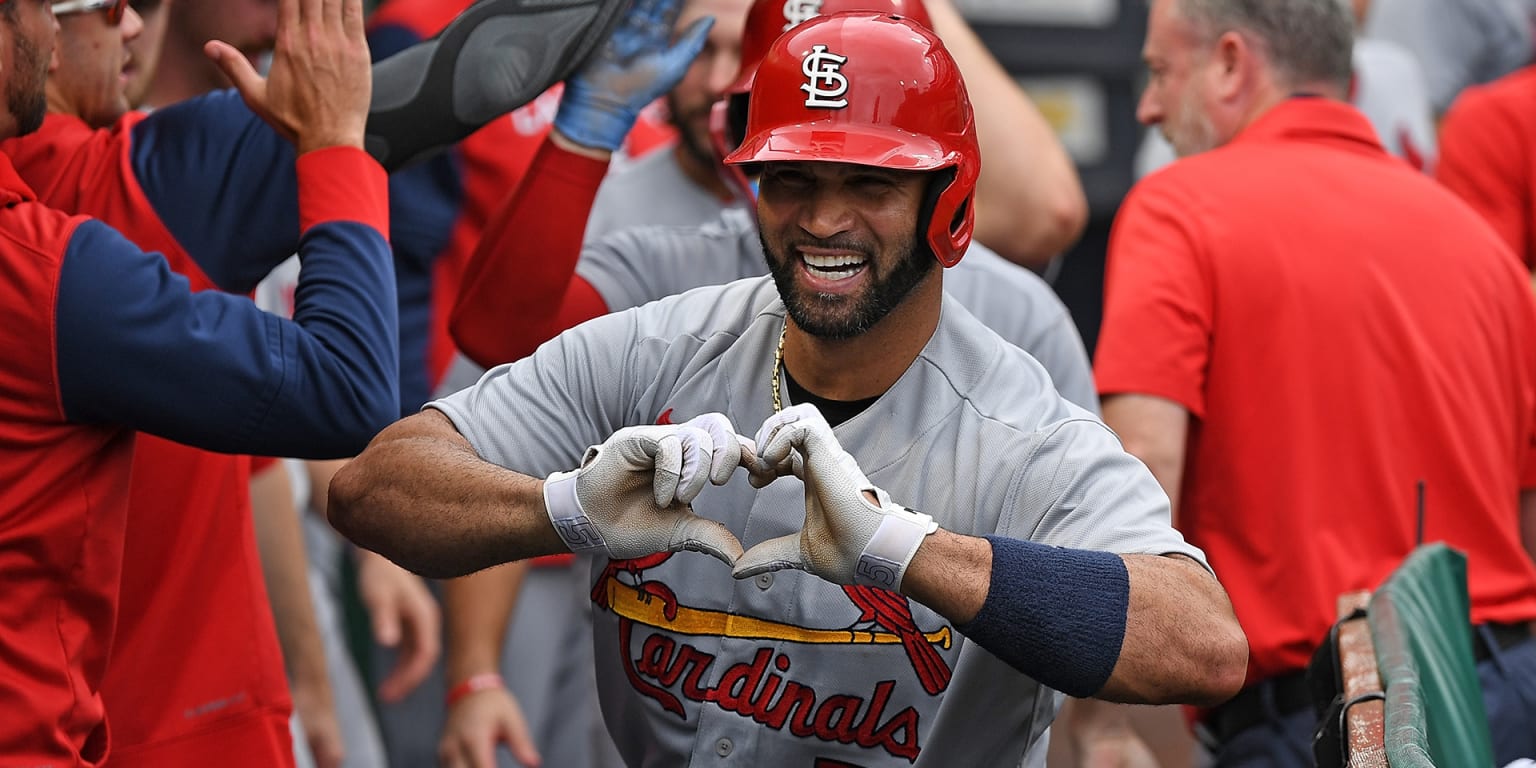 Why Albert Pujols let two Pirates fans keep 697th home run ball