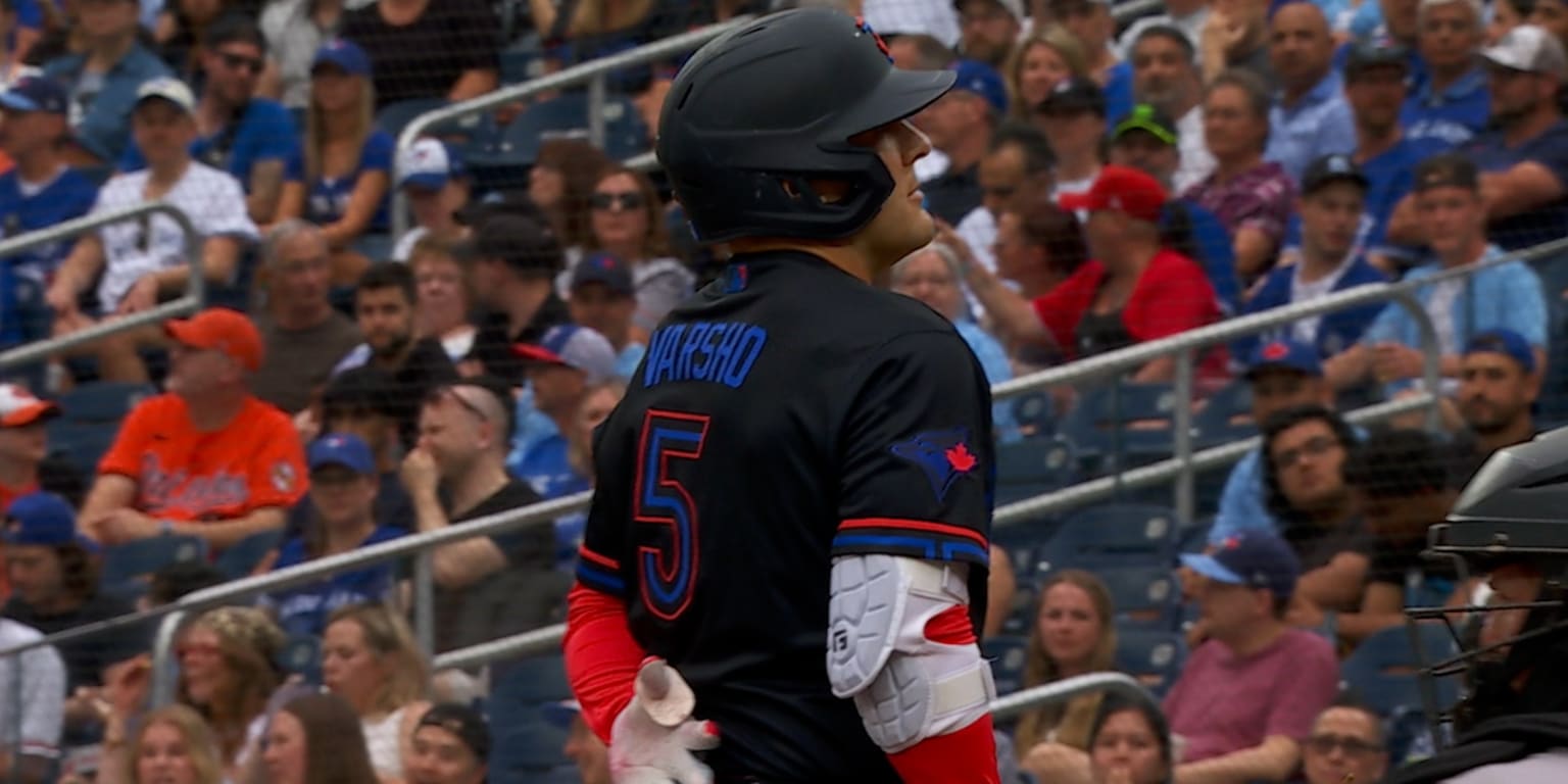 Varsho exits Friday's game with left wrist discomfort