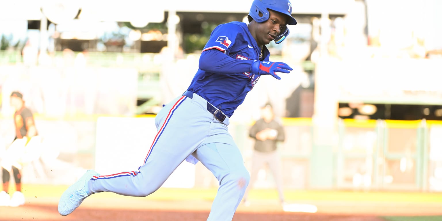 Rangers invite top prospect Walcott to camp, ink Gomber to Minors deal