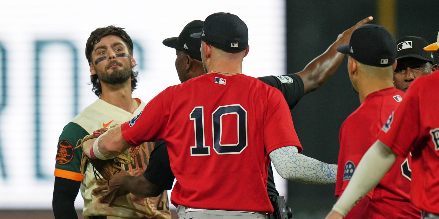 Red Sox, O's benches empty after Blaze gets fired up