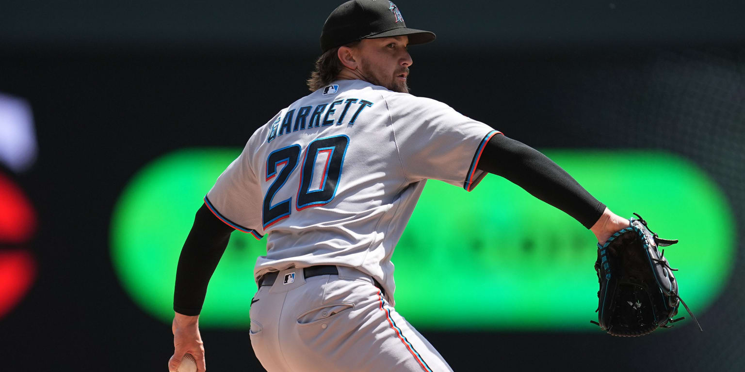 Cubs add left-hander Garrett in trade with Marlins (sources)
