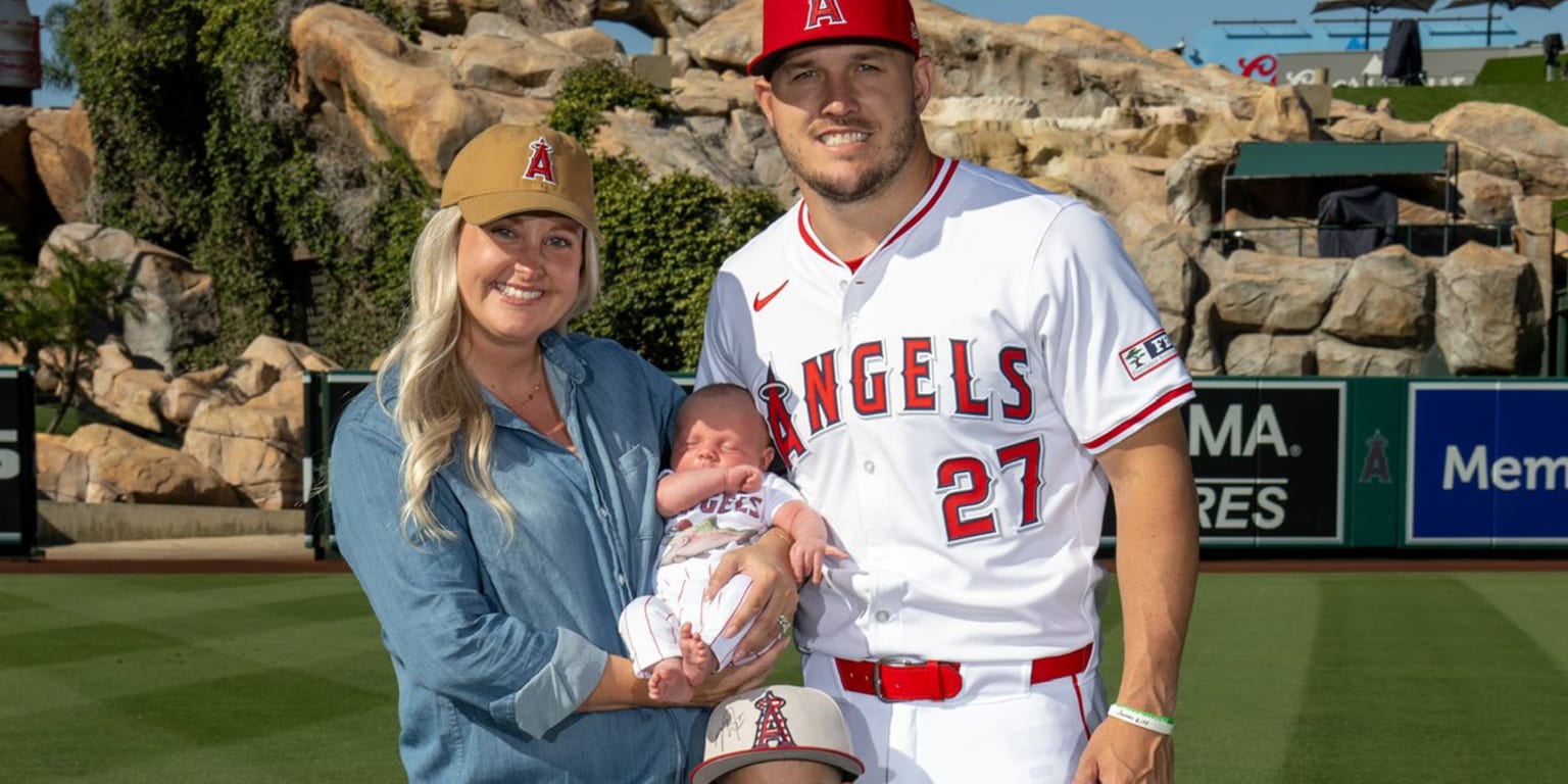 'It's the best': Trout having blast just being a dad