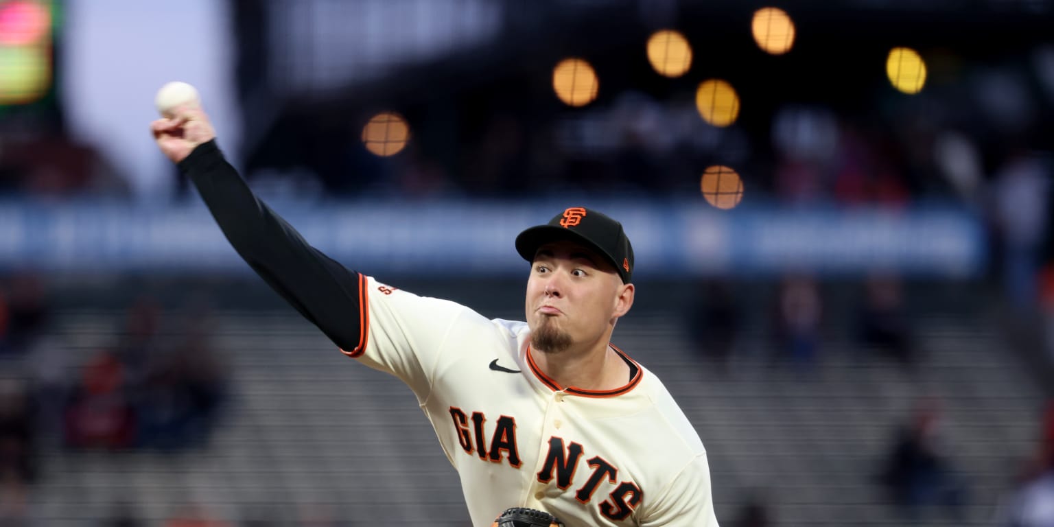 Tidwell leaves start with right elbow discomfort, will get MRI on Tuesday