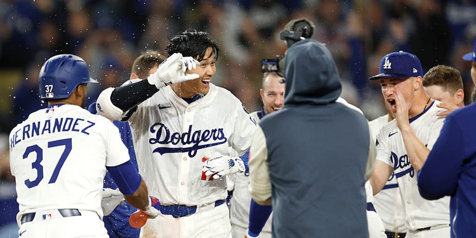 大谷翔平、自身のボブルヘッド・デーで3号サヨナラHRで8連勝