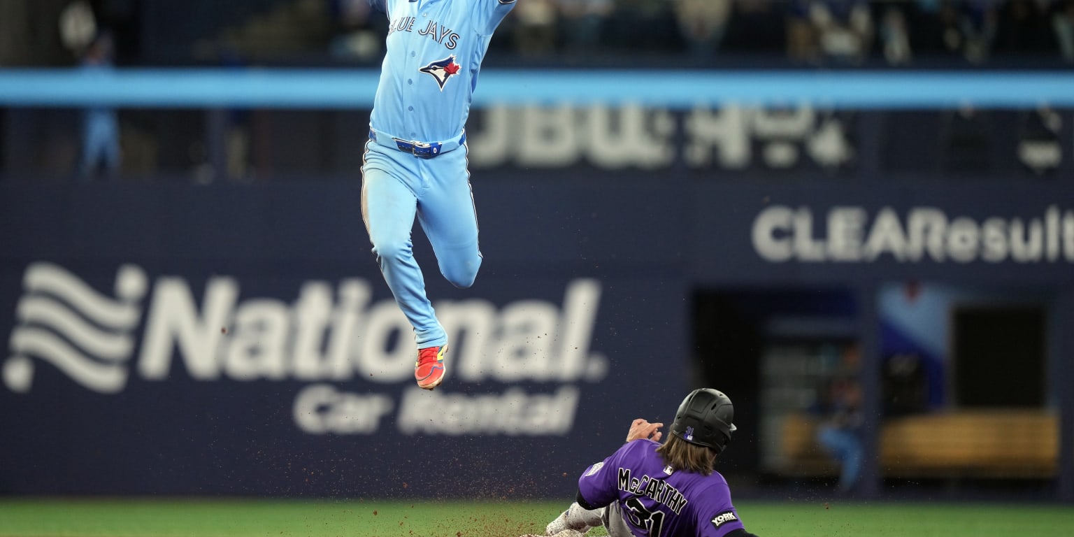 Rockies' aggressive baserunning pays off with comeback win