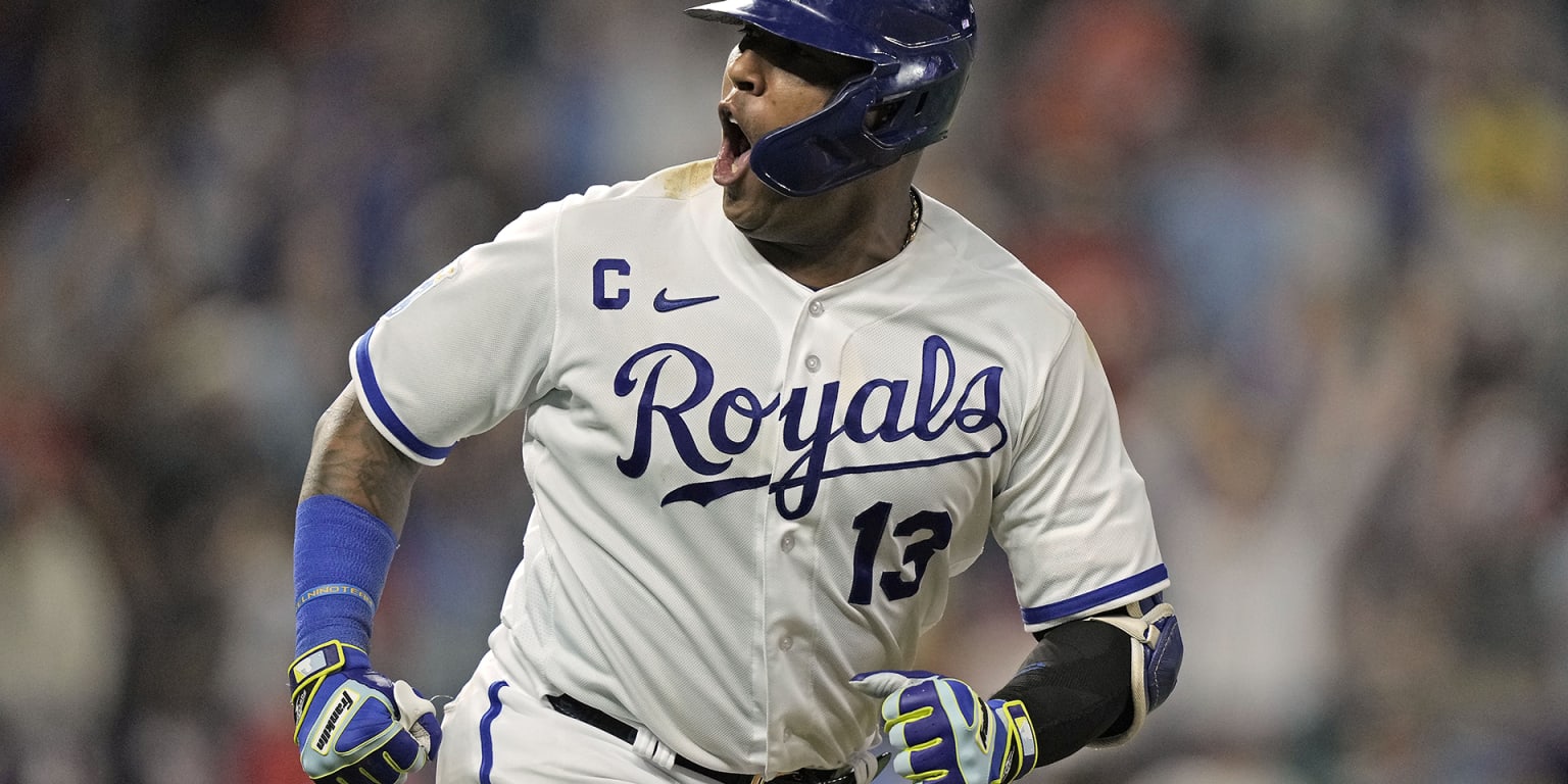 White Sox have discussed the possibility of acquiring Salvador Perez,  according to report - Royals Review