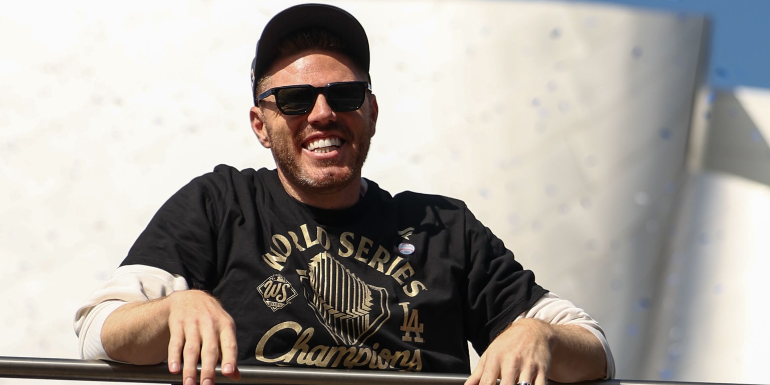 Freeman ribbed by young Blue Jays fans in priceless skit for good cause