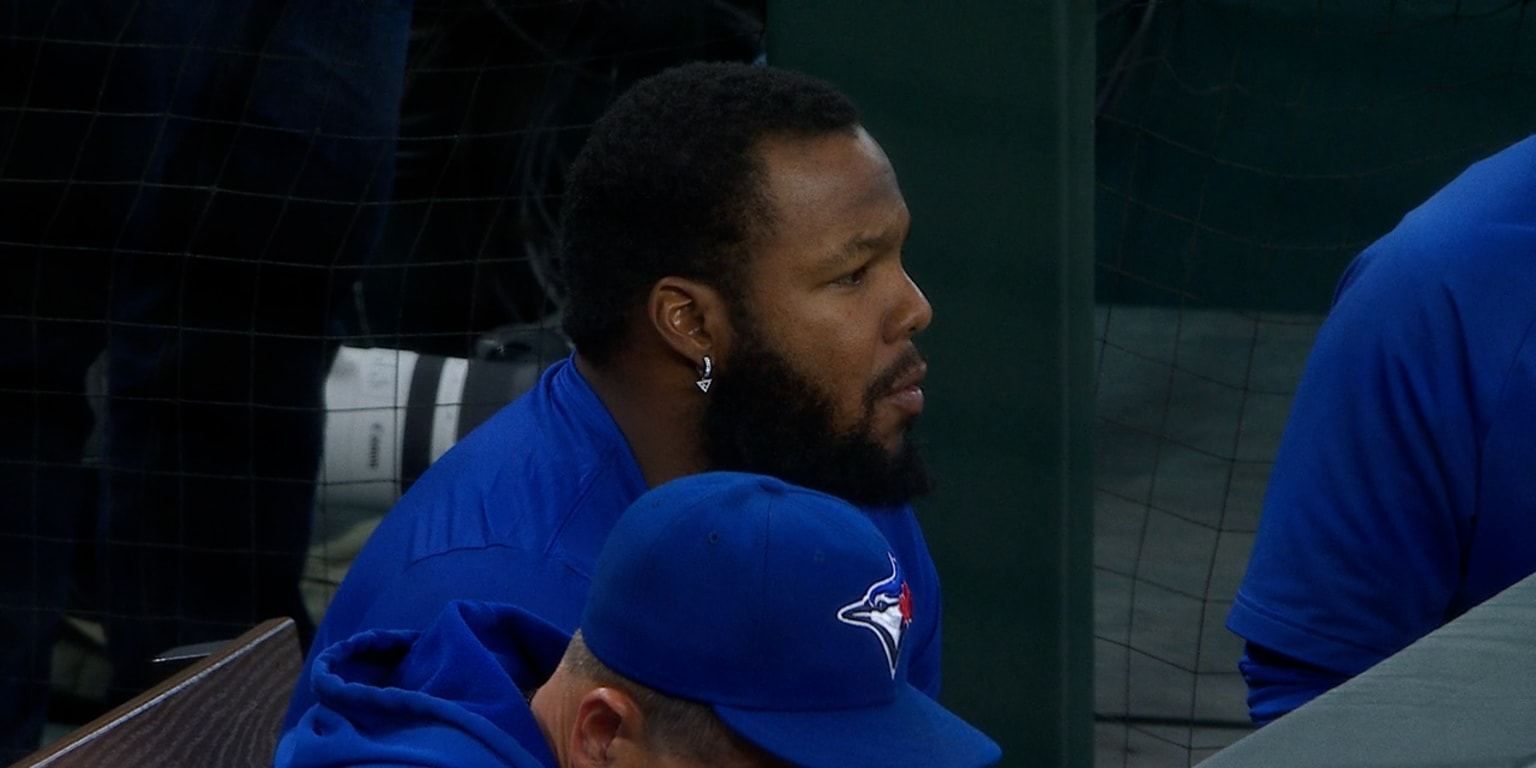 Guerrero Jr. (lower back tightness) exits game vs. Rangers