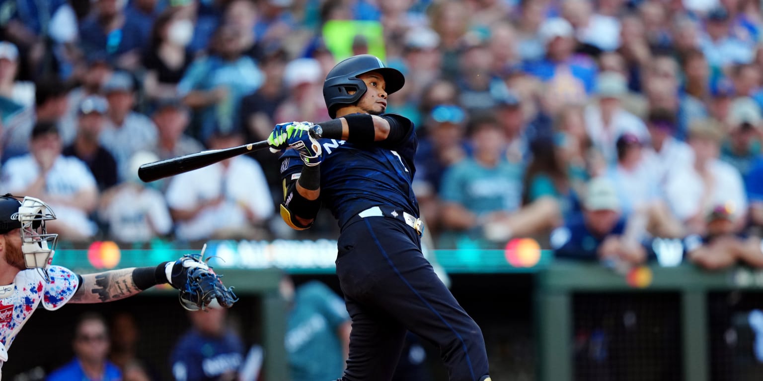 ‘Nothing fazes him’: Arraez impresses with 2 hits in All-Star start