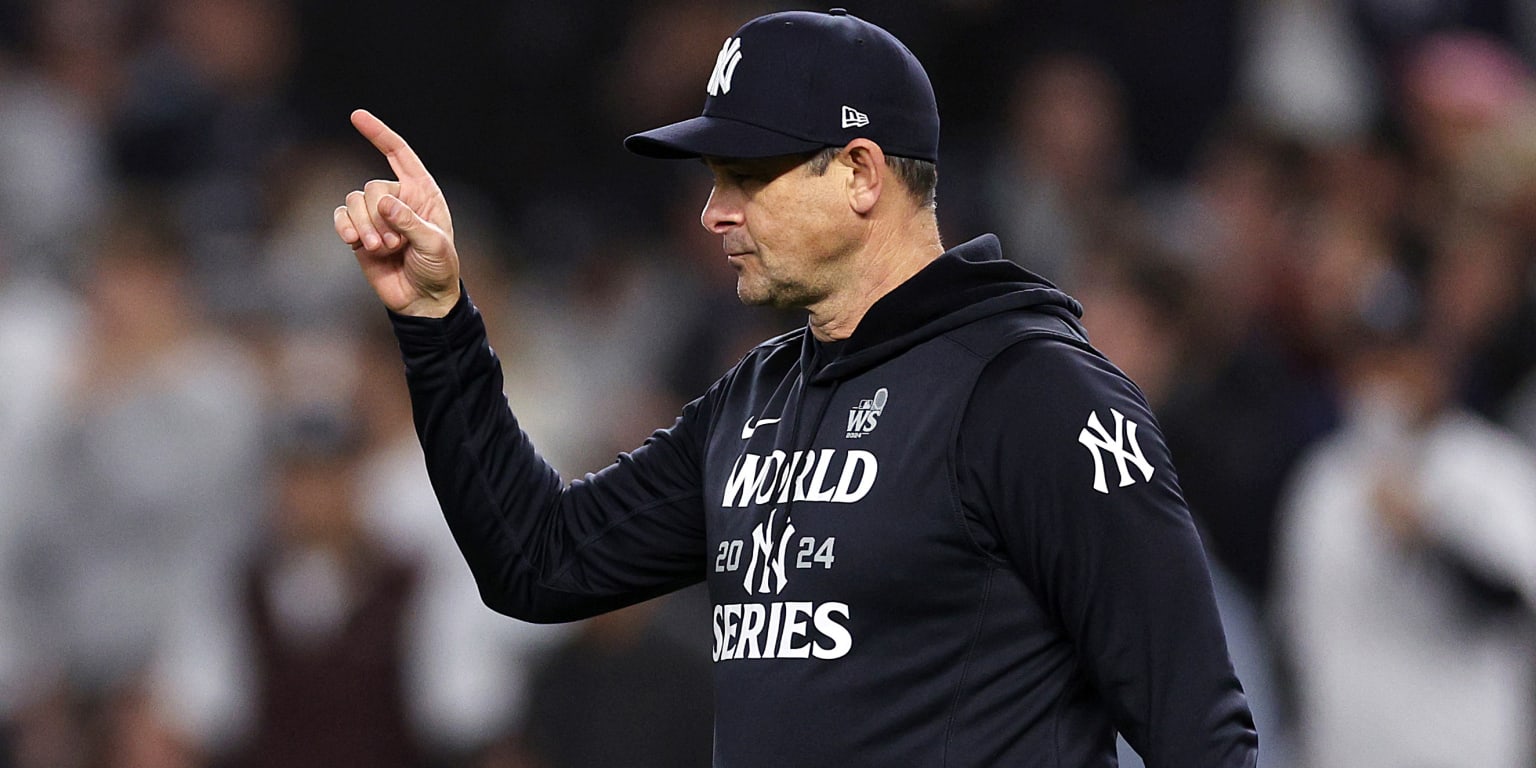 Los Yankees ejercen la opción de Aaron Boone para el 2025