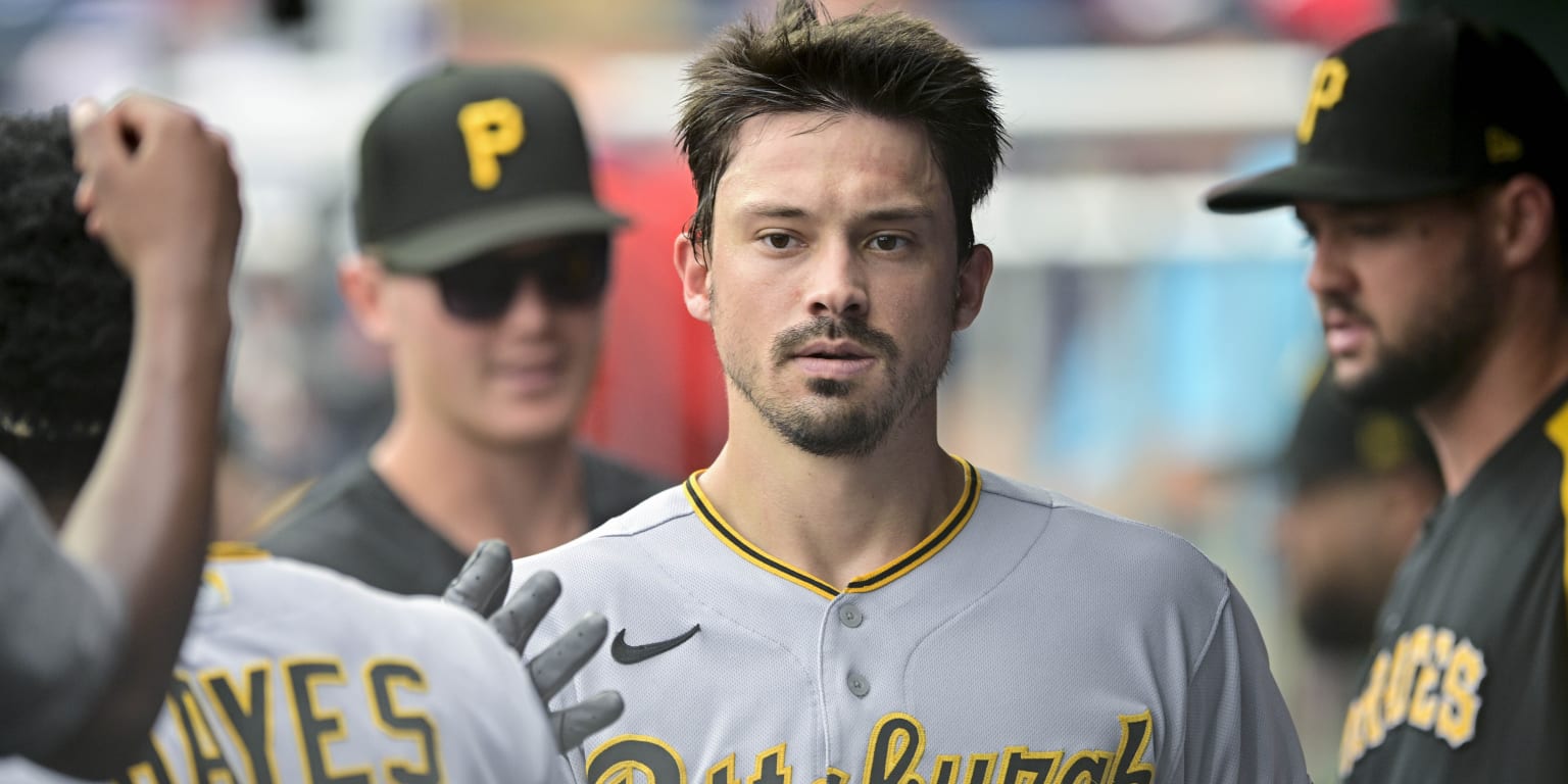 Despite trade request, Reynolds wanted to stay with Pirates