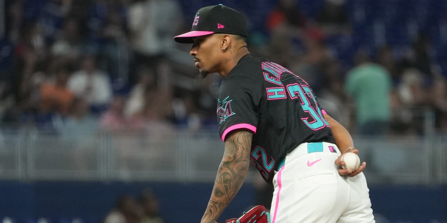 Henriquez to miss entire '26 season after elbow surgery