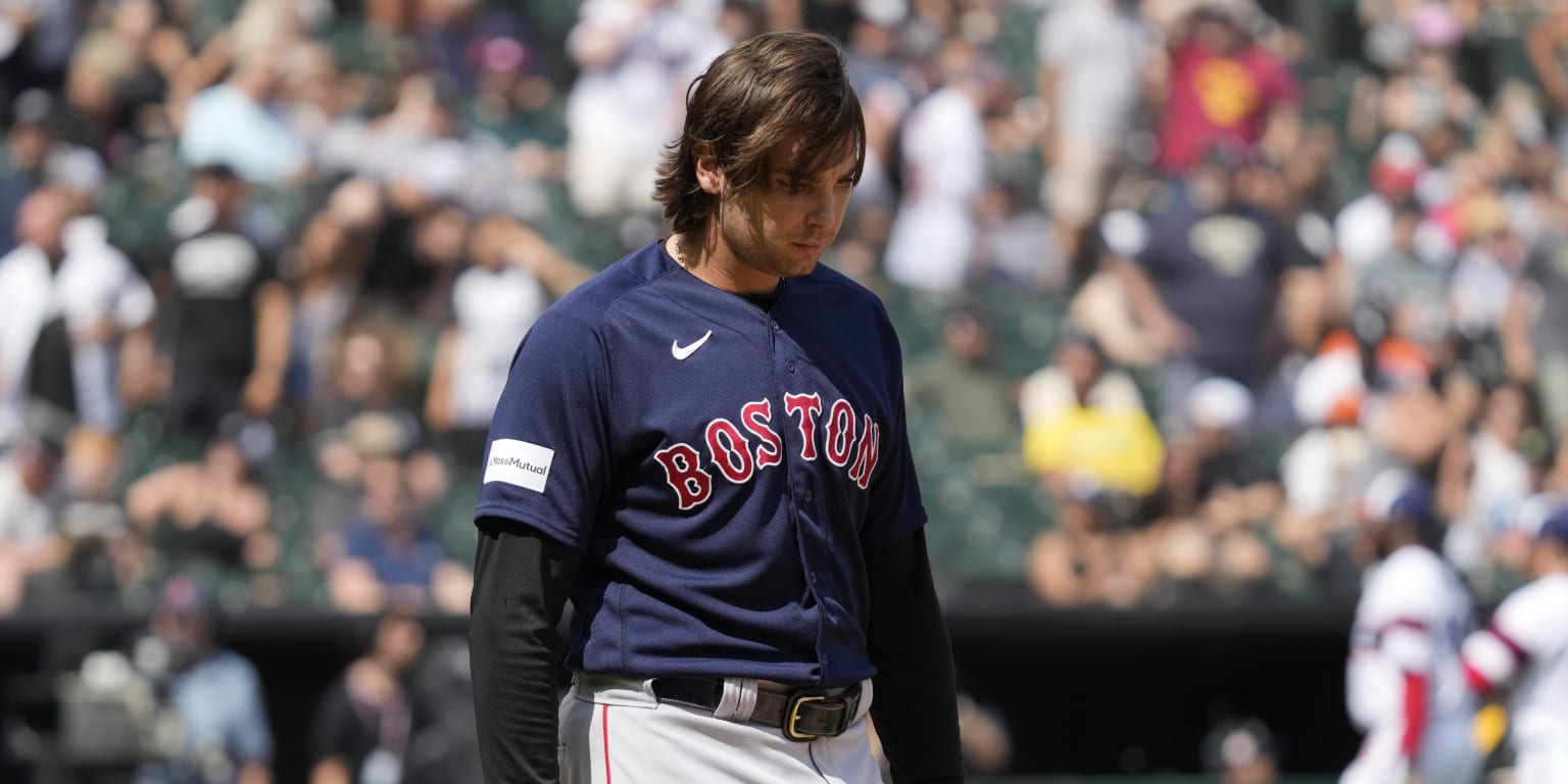 Red Sox fall to Andrew Benintendi's White Sox in series finale