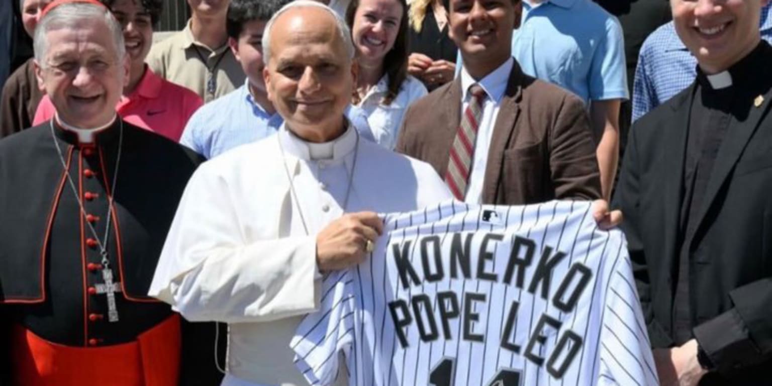 Pope Leo receives his signed Konerko jersey at long last