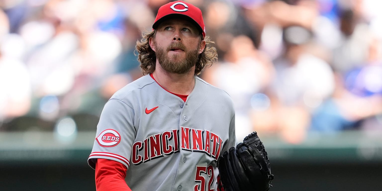 Reds' relief corps takes another hit with Johnson placed on IL