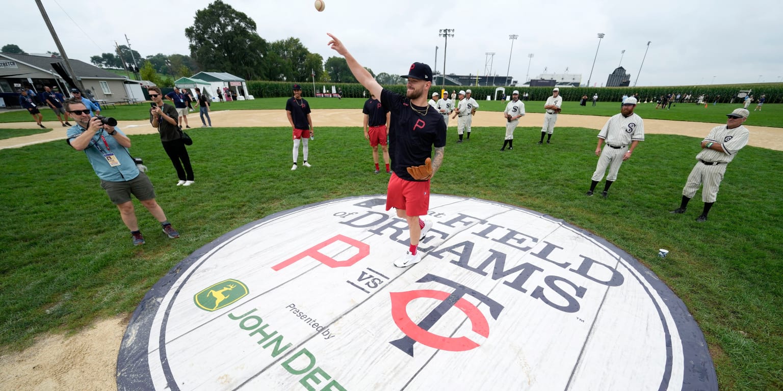 Is it 'Have a catch' or 'Play catch'? Hall of Famers have strong feelings