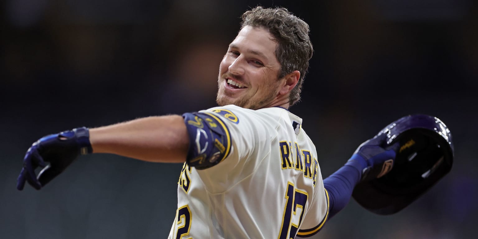 Brewers: Say Hello to 2022 Cy Young Winner Freddy Peralta