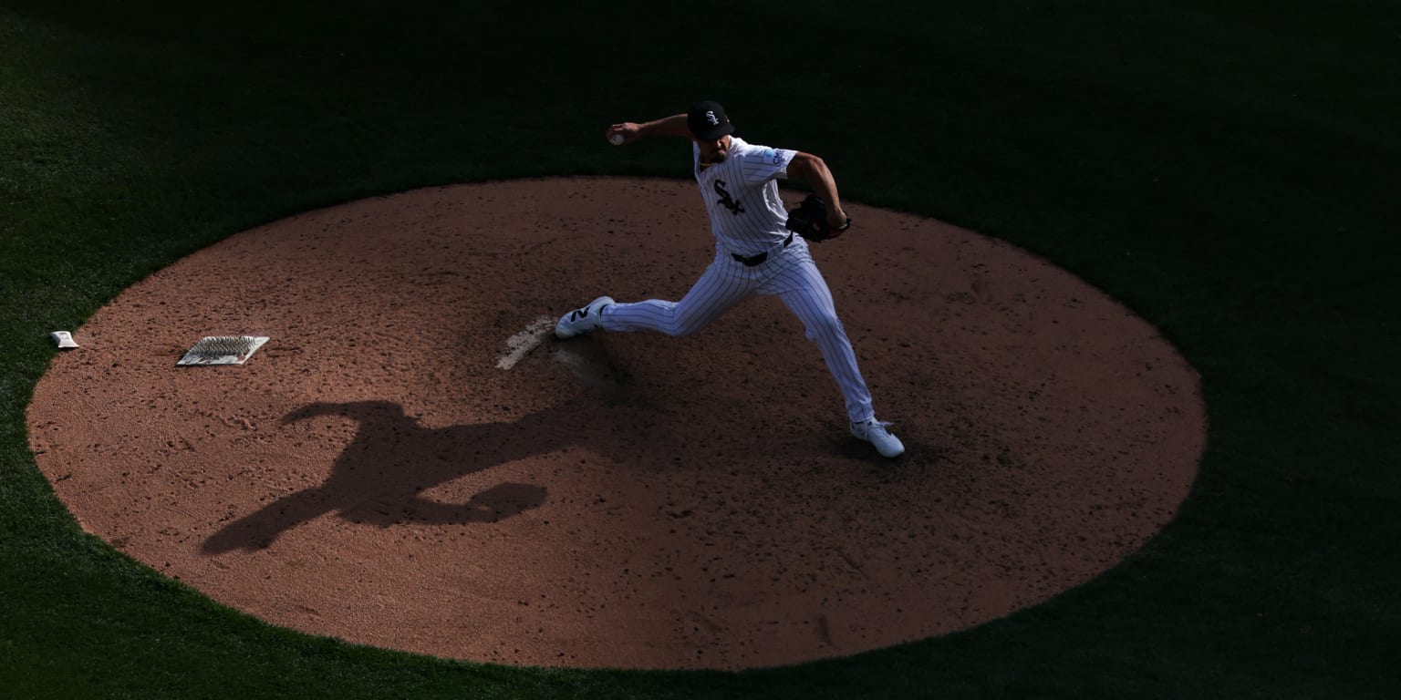 Hicks comes off IL; White Sox option Davis