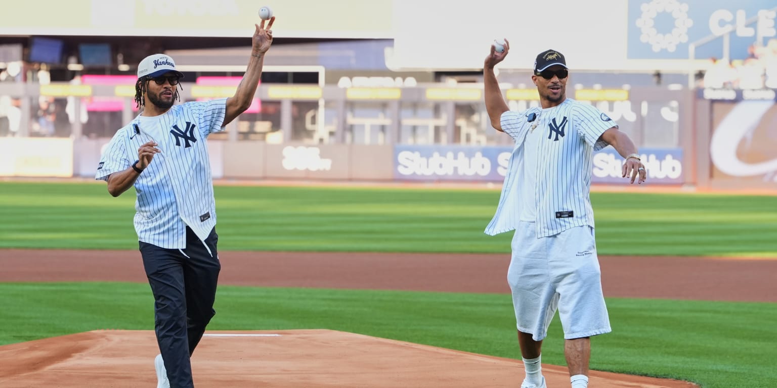 Knicks champs Brunson, Hart throw out first pitch in Bronx