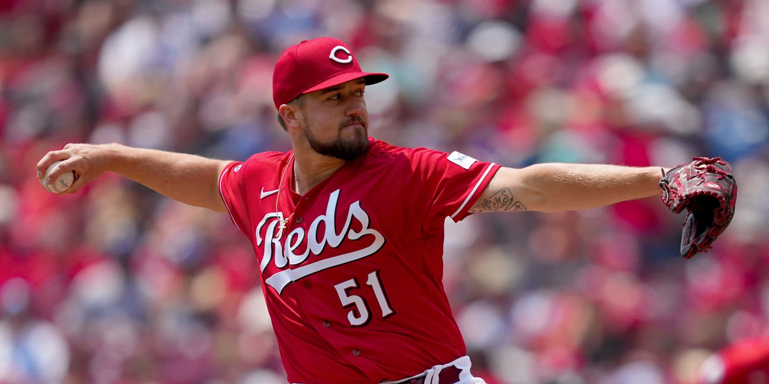 Reds put Fernando Cruz on IL, activate Graham Ashcraft