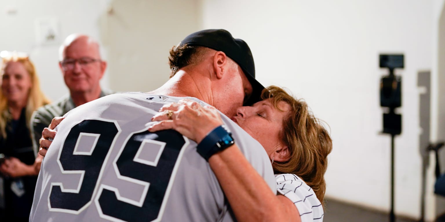 Aaron Judge Gives Baseball to Mom After Historic 61st Home Run