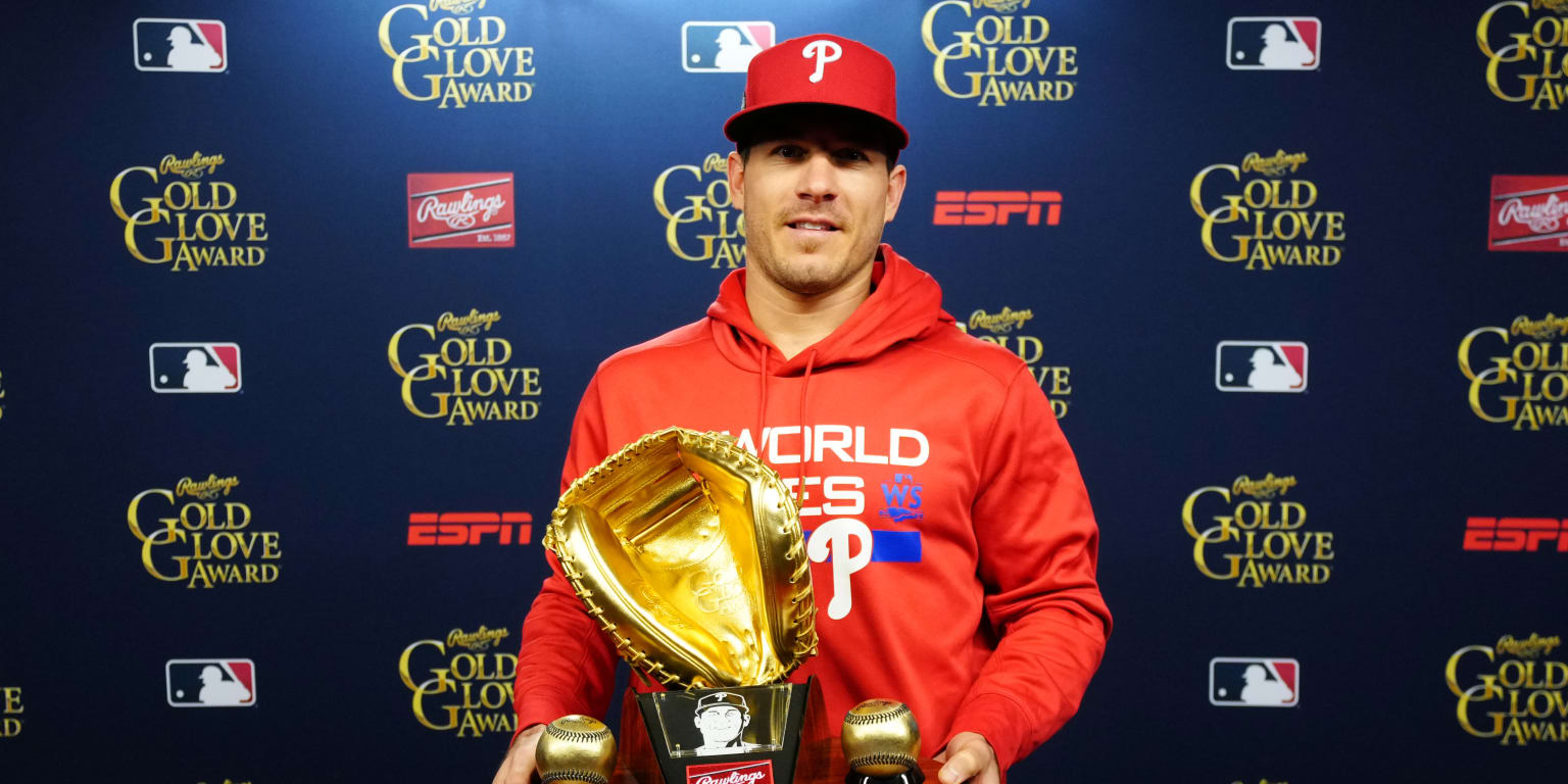 Phillies catcher J.T. Realmuto wins Gold Glove Award for second