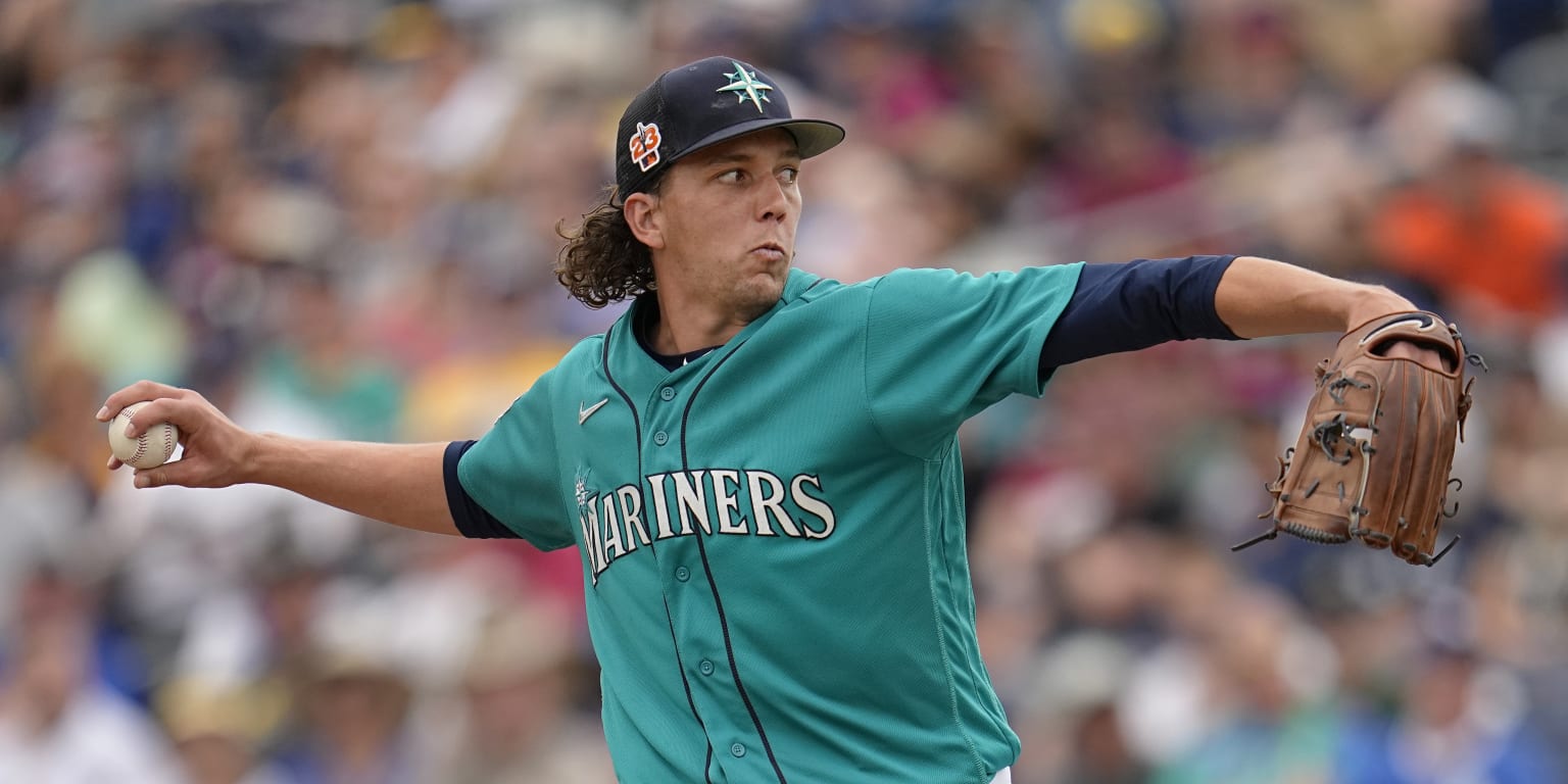 Mariners Return Chris Clarke to Cubs; Release OF Kole Calhoun